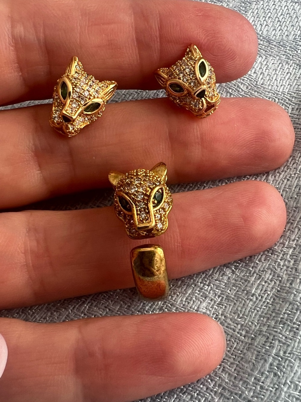 Gold Panther Head Cufflinks and Ring Set - Men's Accessory